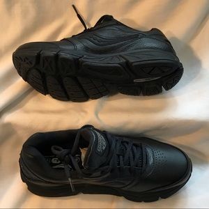 Brand New Saucony Progrid Echelon LE2 shoes